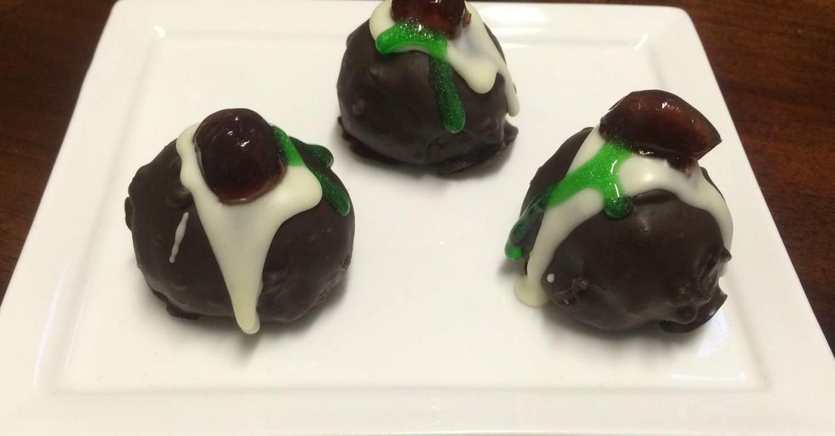 Mini Plum Puddings by BrianScott. A Thermomix ® recipe in