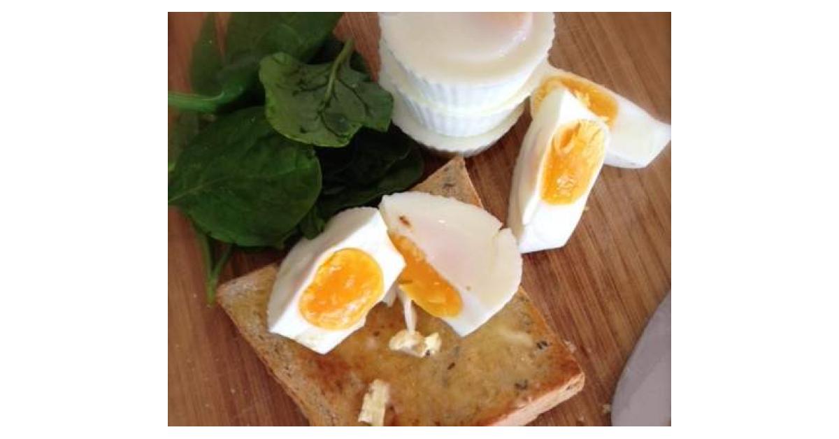 Easiest 'Poached' Eggs you'll ever make! by KrissyB. A Thermomix
