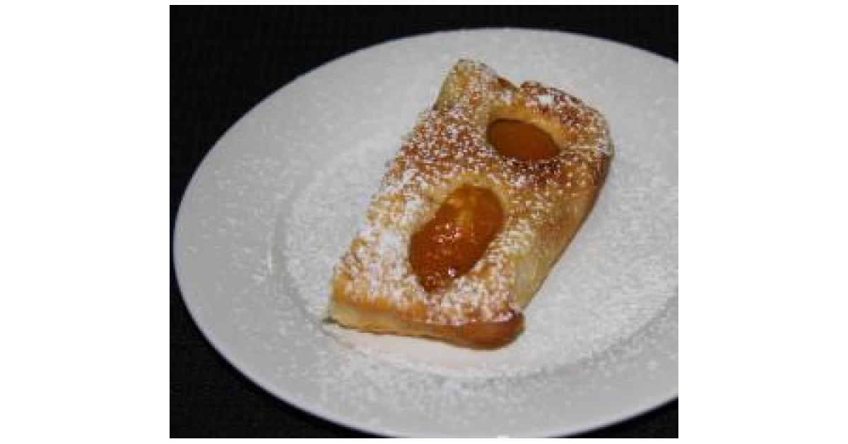 Diabetic Friendly Apricot and Almond Slice by Nicolemathers. A Thermomix ® recipe in the