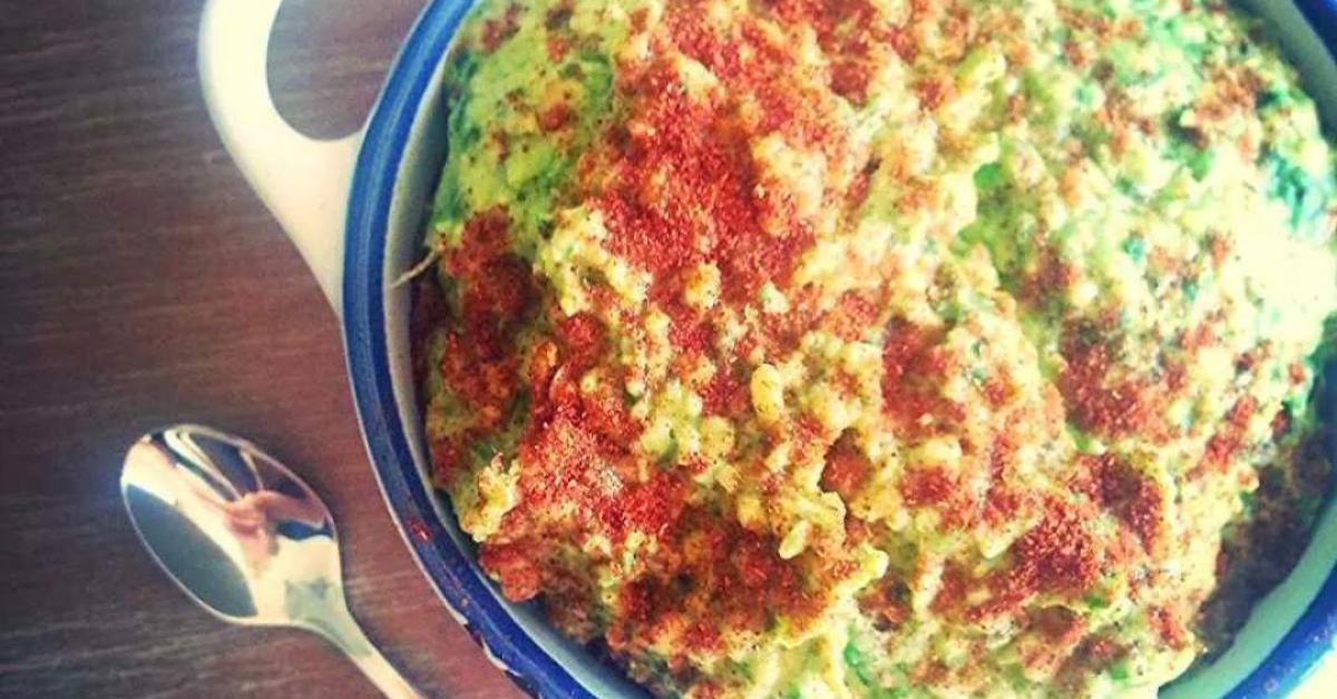 Spinach Hummus dip by clean lean and a little bit mean. A Thermomix