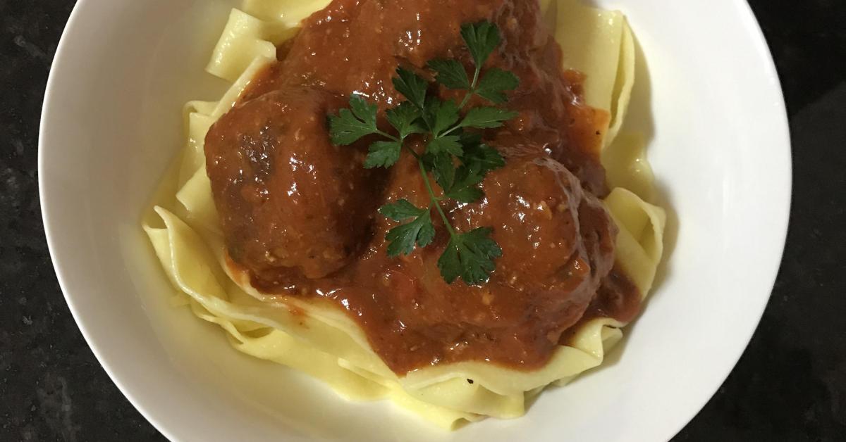 Meatballs in sauce by _23.36.J.Pope_. A Thermomix ® recipe in the category Main dishes meat on
