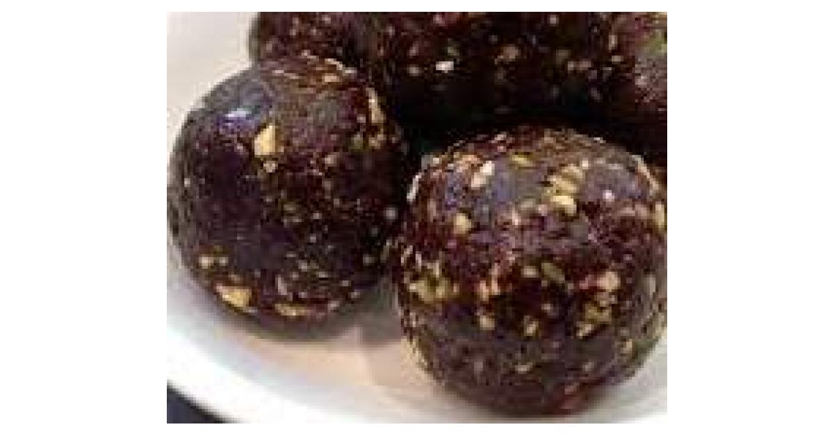 Choc Mint Bliss Balls by Kazzapat. A Thermomix ® recipe in the category