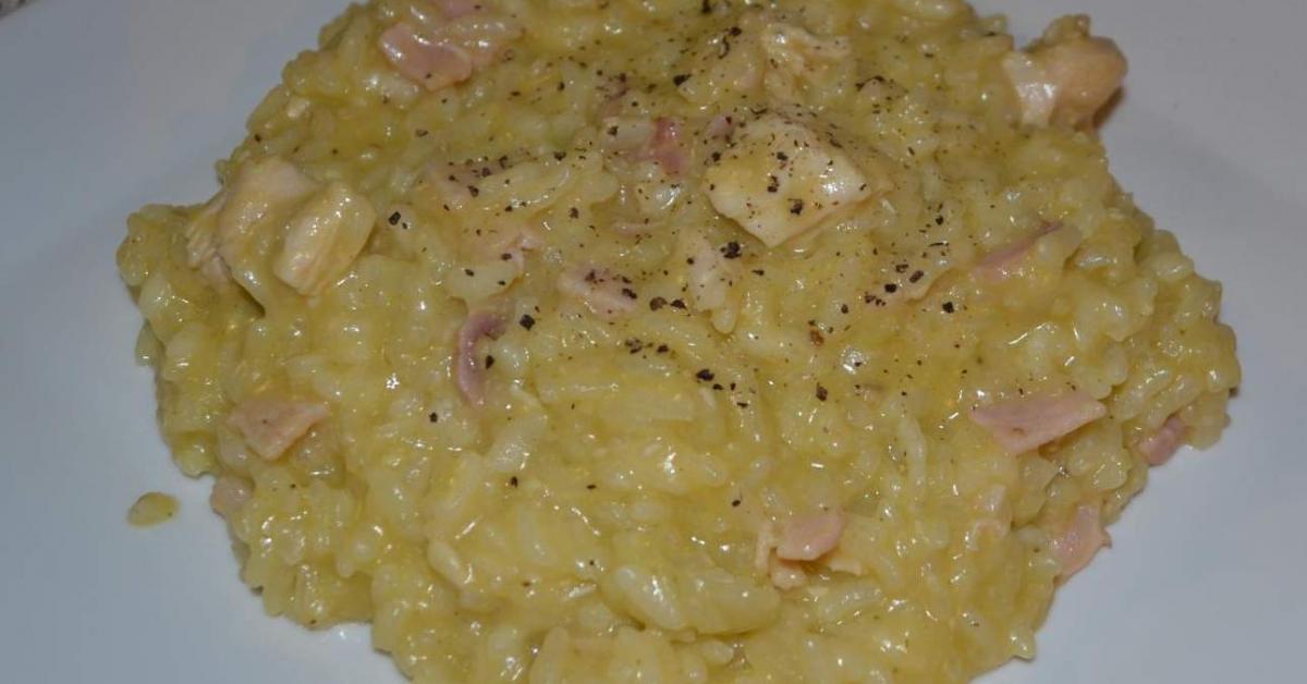 Chicken, Bacon and Mushroom Risotto by Kerry85. A Thermomix ® recipe in the category Pasta