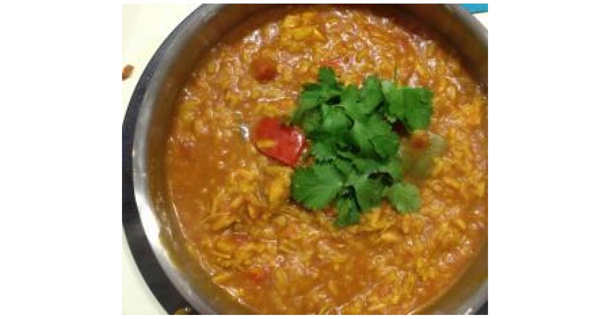 Spanish Chicken Risotto by EbonyD. A Thermomix ® recipe in the category