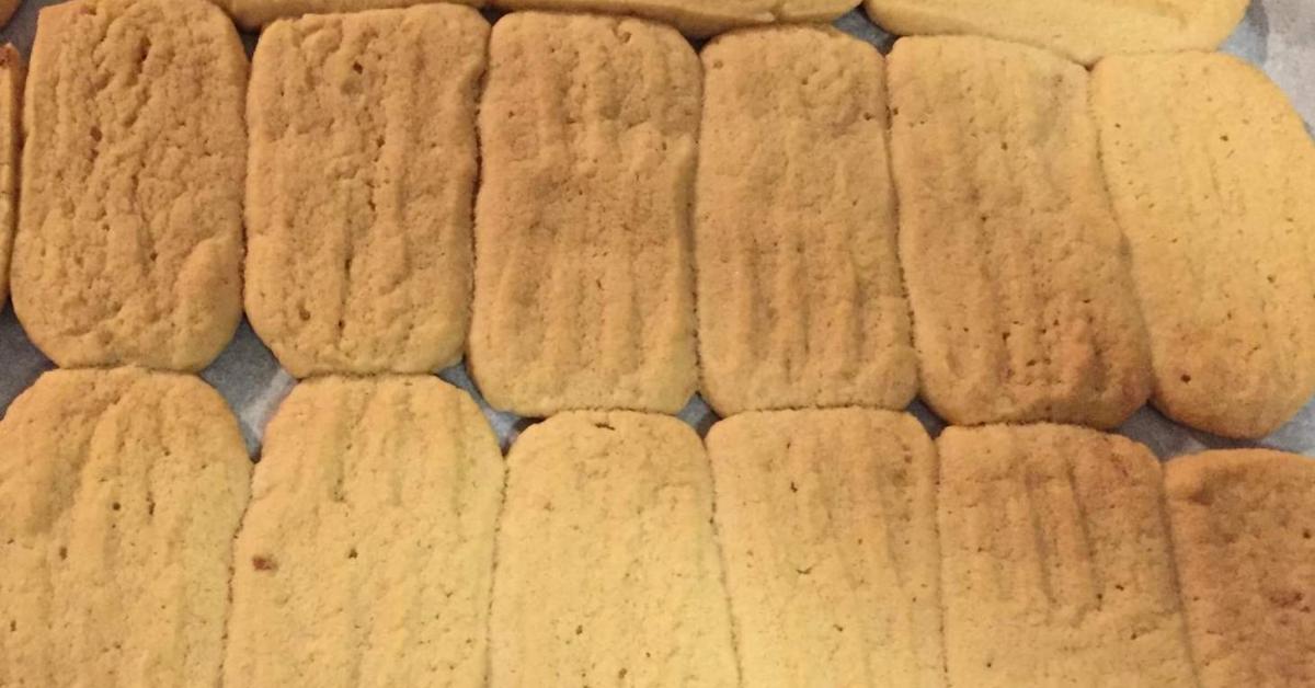 Easy Scotch Finger Biscuits by sharoncullen. A Thermomix ® recipe in
