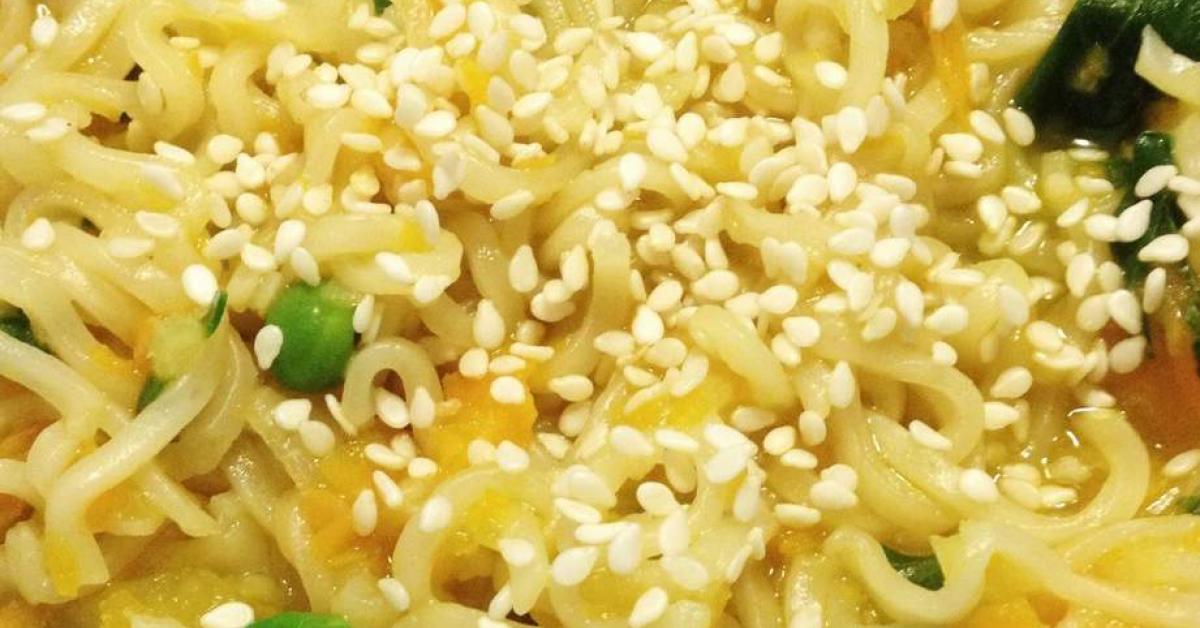 5 Minute Noodles by akp22. A Thermomix ® recipe in the category Main