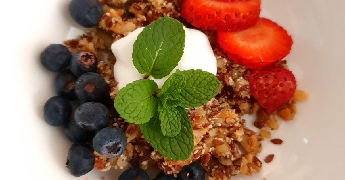 Low Fodmap Granola by JessTomlinson. A Thermomix ® recipe in the