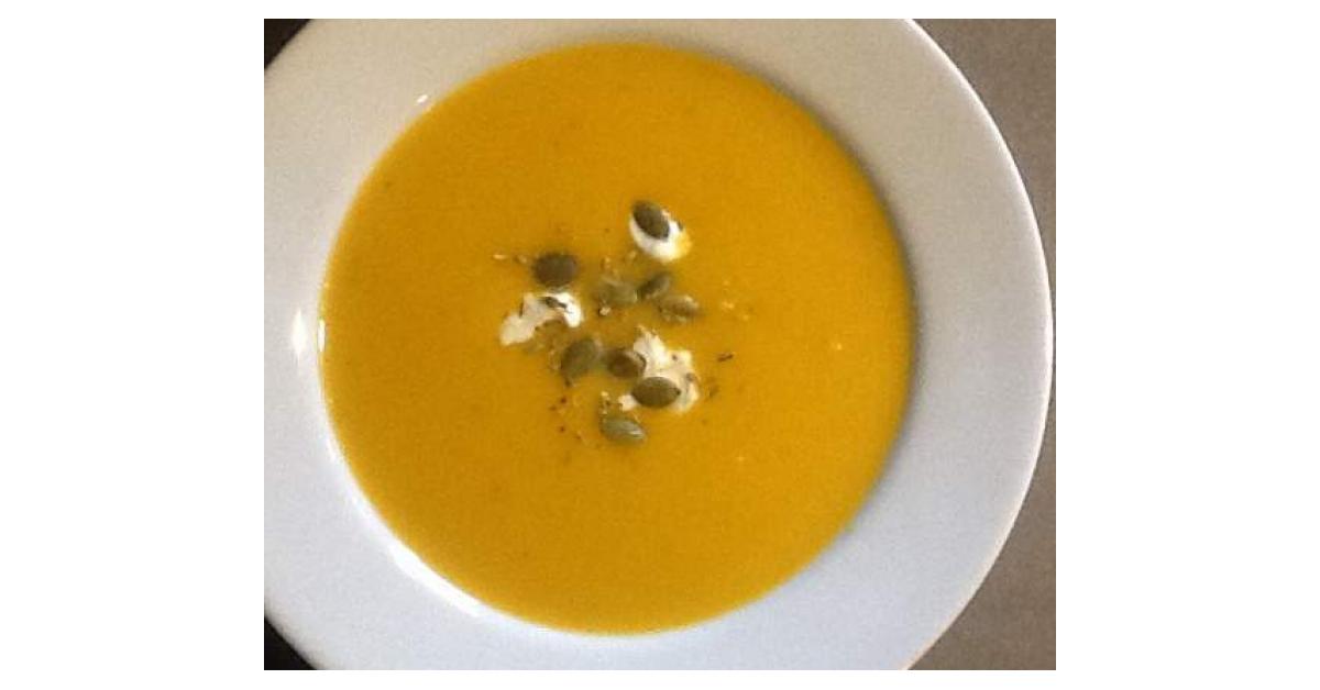 Pumpkin, Fennel and Apple Soup by Jenny Tyney. A Thermomix ® recipe in the category Soups on www