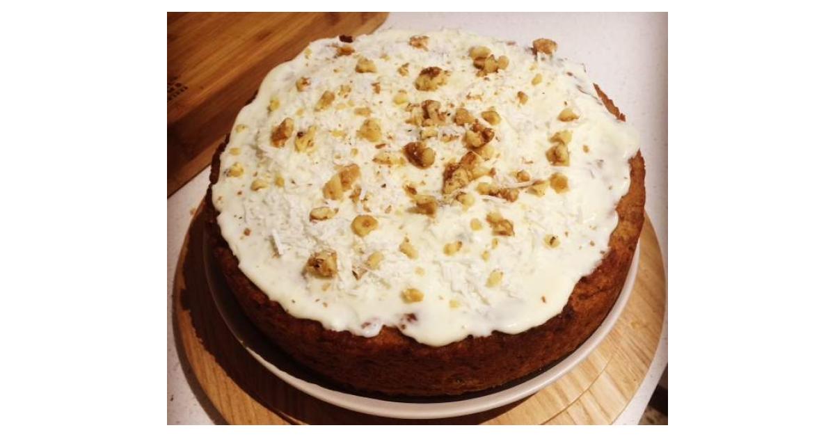 Healthy Hummingbird Cake by emmagalloway. A Thermomix Healthy Hummingbird Cake by emmagalloway. A Thermomix