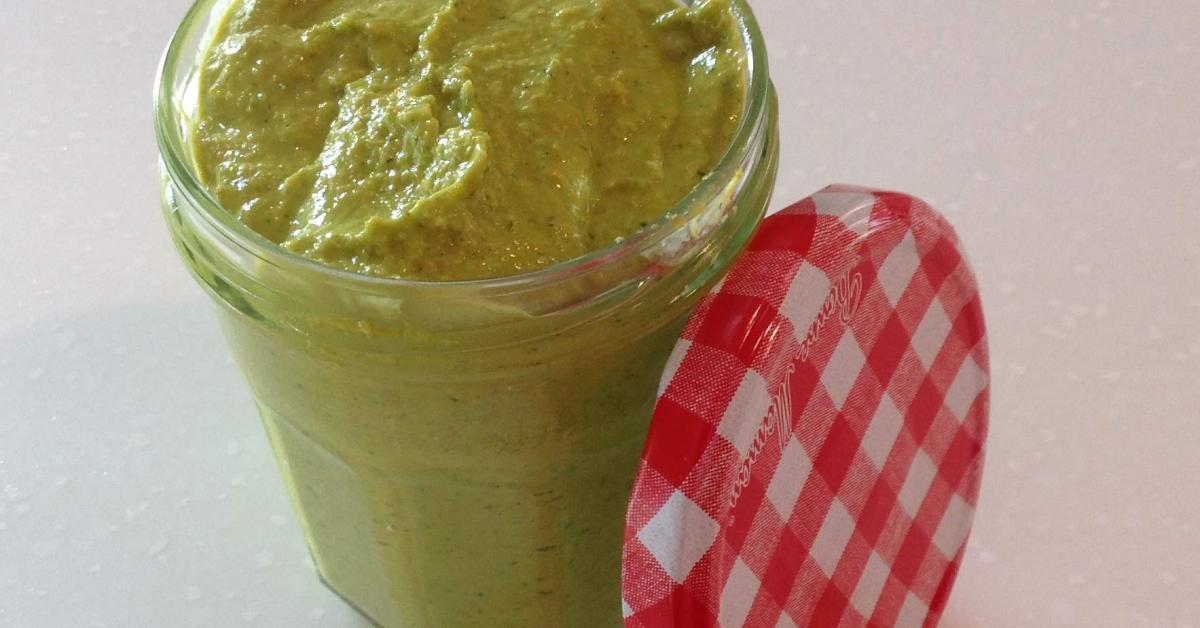 'GOTCHA' PESTO PASTA SAUCE by Thermomistress. A Thermomix ® recipe in the category Sauces, dips