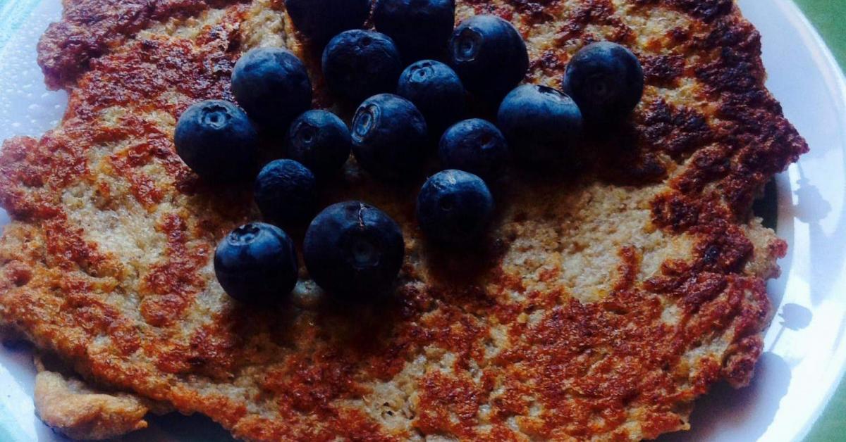 Chia, banana & oat pancakes by .Rose.. A Thermomix ® recipe in the