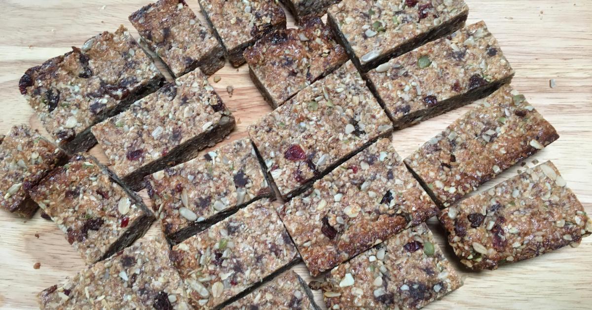 Nut free muesli bars by Jammquinn. A Thermomix ® recipe in the category