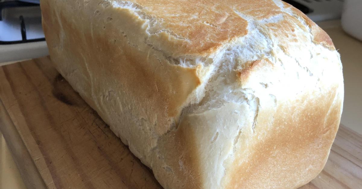 Jumbo White Bread Loaf by katiep93. A Thermomix ® recipe in the