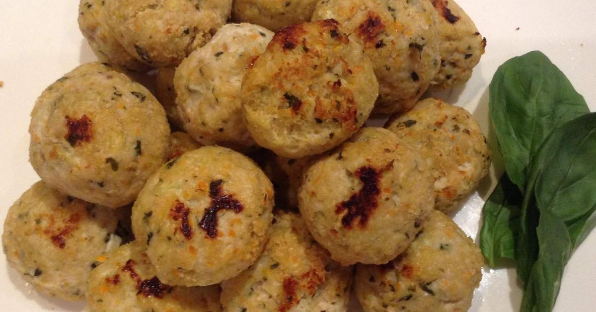 GLuten free Chicken Meatballs by cuocaanna. A Thermomix ® recipe in the