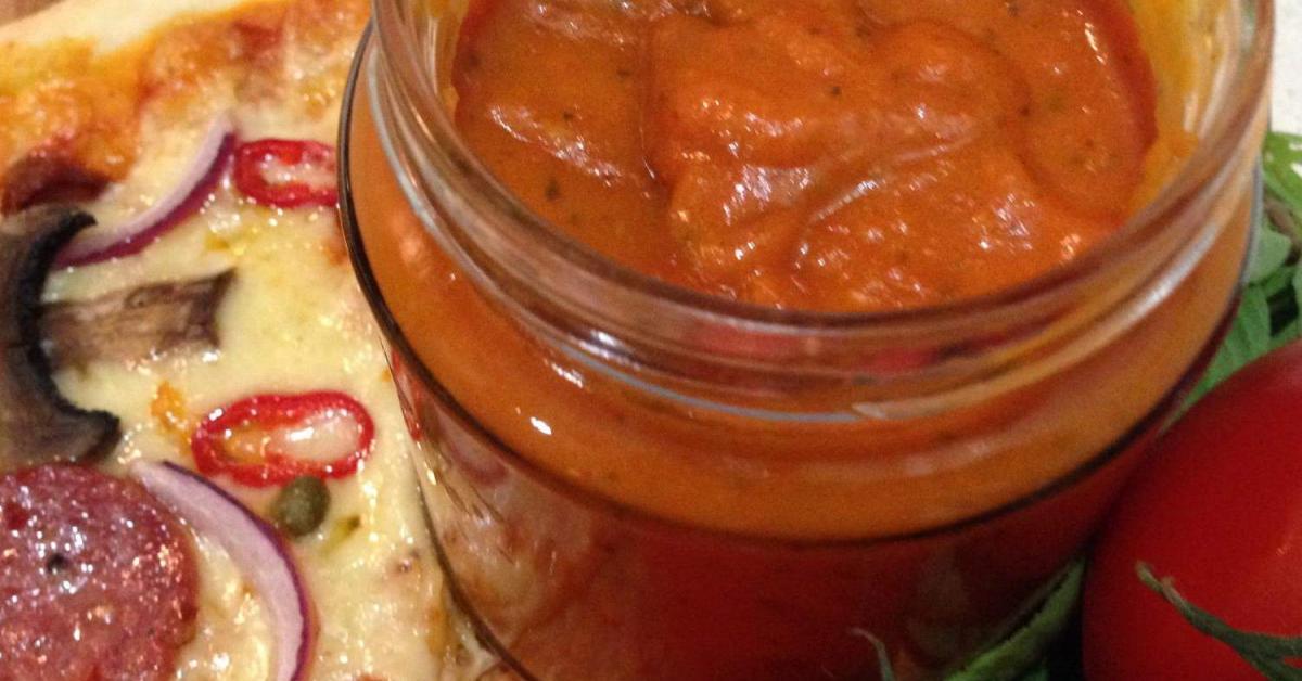 Tomato and Herb Pizza Sauce by vl. A Thermomix ® recipe in the category