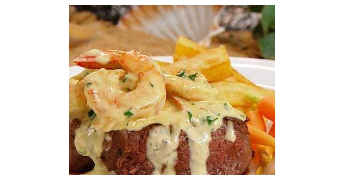 Creamy Garlic Sauce by Kerstin Boegel. A Thermomix ® recipe in the