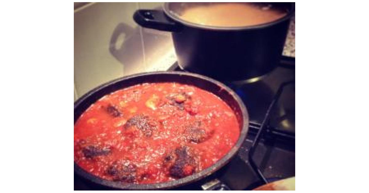 Vegetarian 'meatballs' by Donna Bathy. A Thermomix ® recipe in the