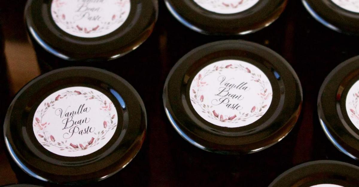 Vanilla Bean Paste by Chantel's Thermie. A Thermomix ® recipe in the